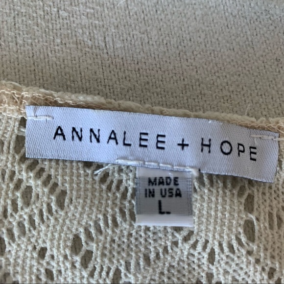 Annalee + Hope Cream Lace Crochet Peplum Top - Picture 3 of 11